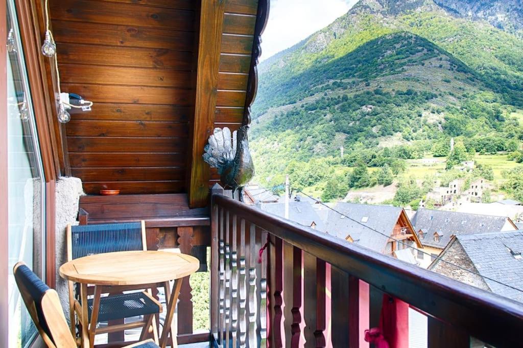 Appartement Saplan Real Estate Casa Izadi à Bossost Extérieur photo
